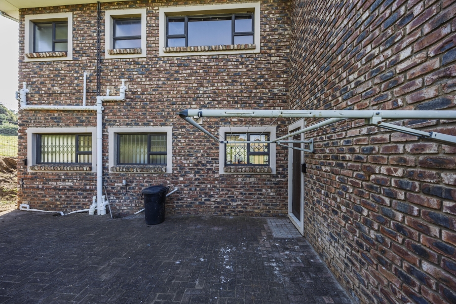 4 Bedroom Property for Sale in Cintsa East Eastern Cape